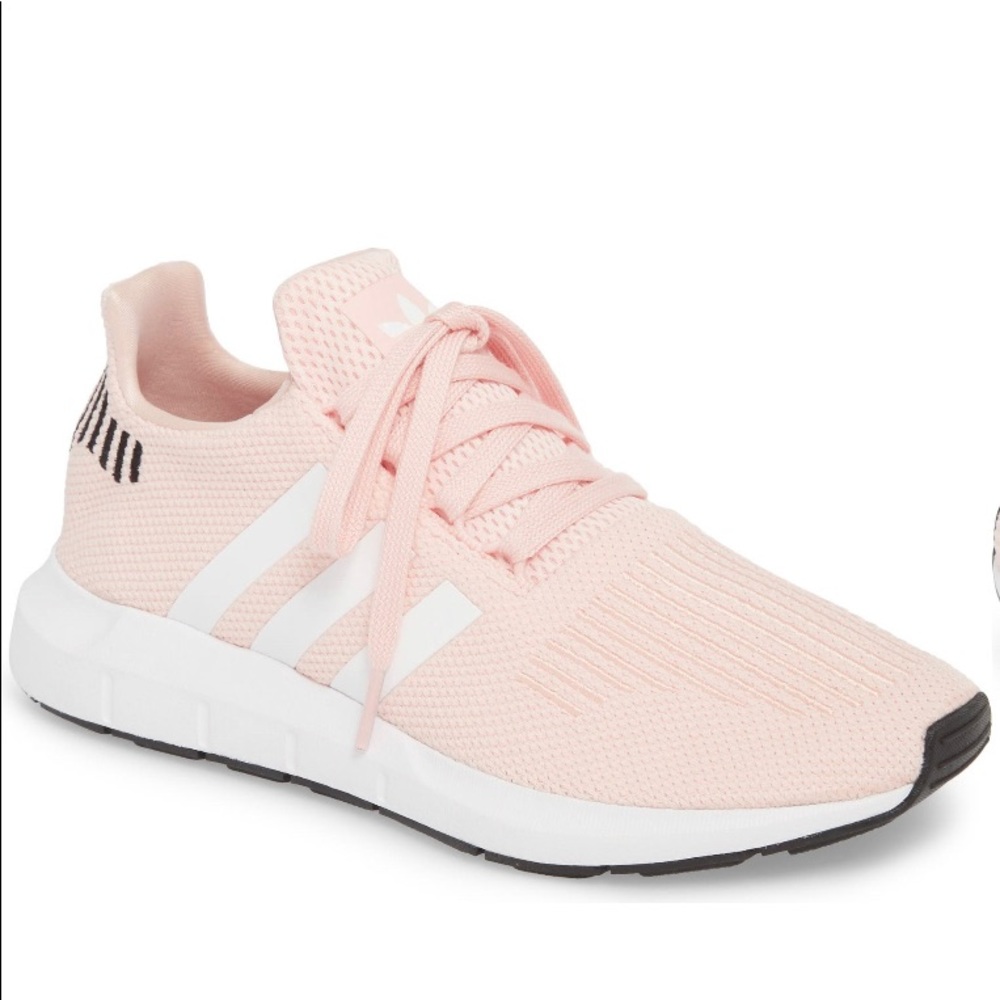 Adidas Swift Run Sneakers